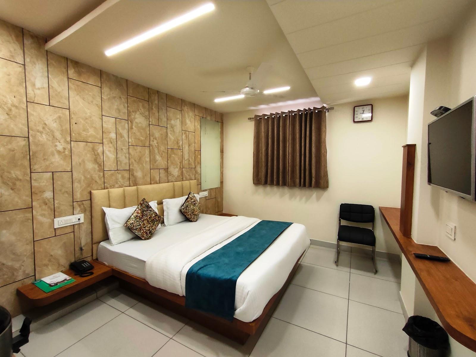 Hotel Golden Tower – photo 2