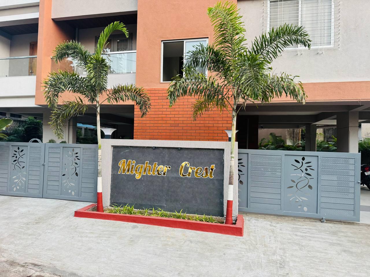 HOTEL MIGHTER CREST – photo 1
