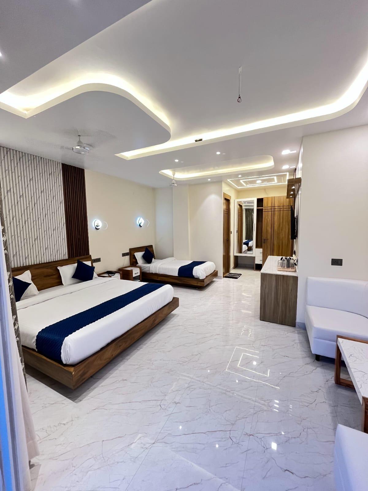Hotel Buransh Inn | Restaurant | Cafe – photo 3