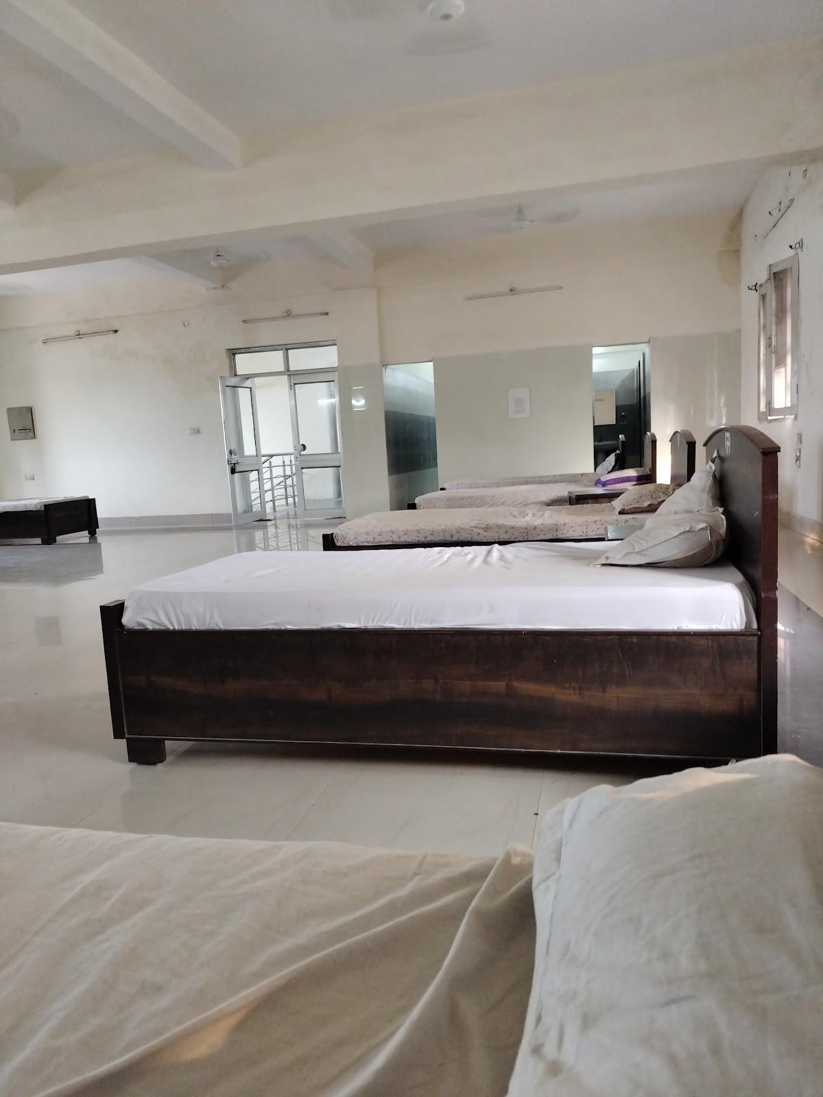 Ambala Cantt Railway Retiring Room – photo 3