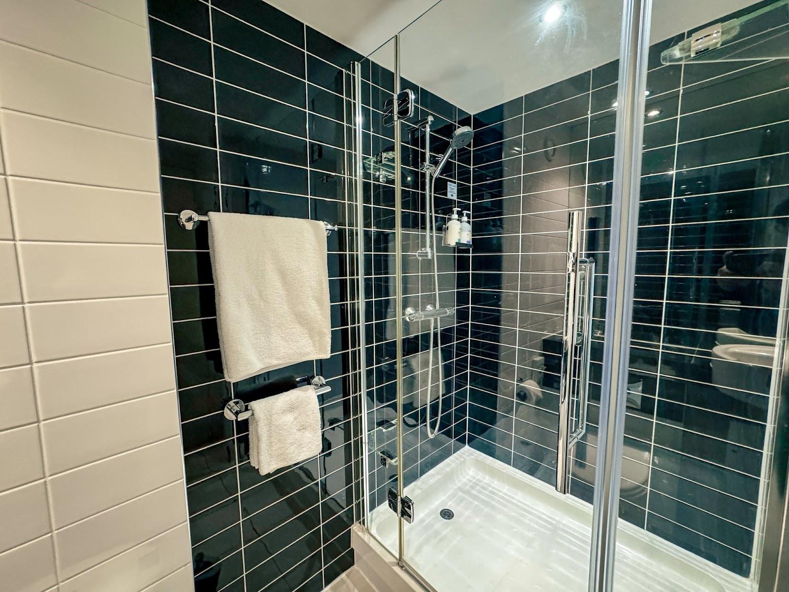 Holiday Inn Express London - Stratford by IHG – photo 4