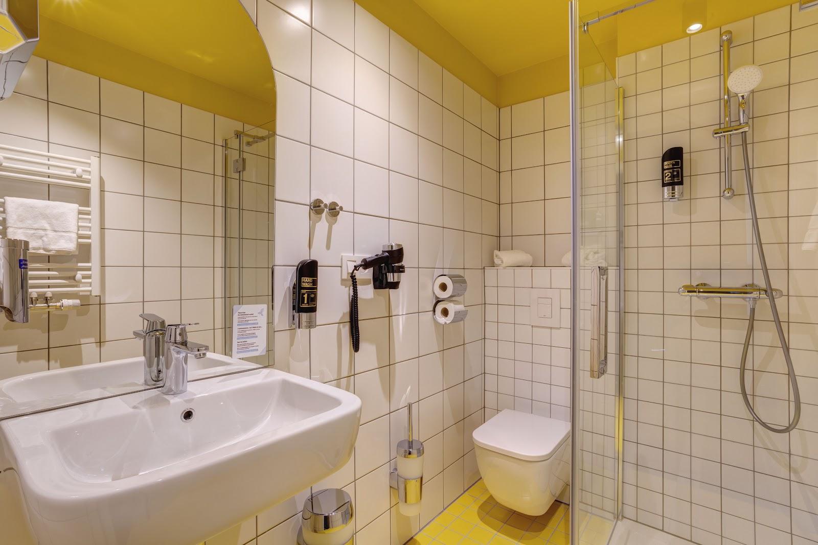 MEININGER Hotel Bruxelles Gare du Midi – photo 4
