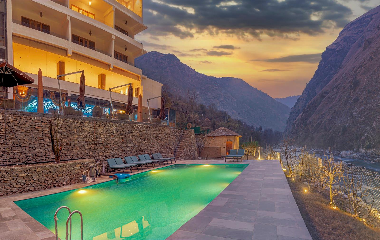 Echor Palm Bliss Riverside Resort & Spa Kasol | Bar & Lounge