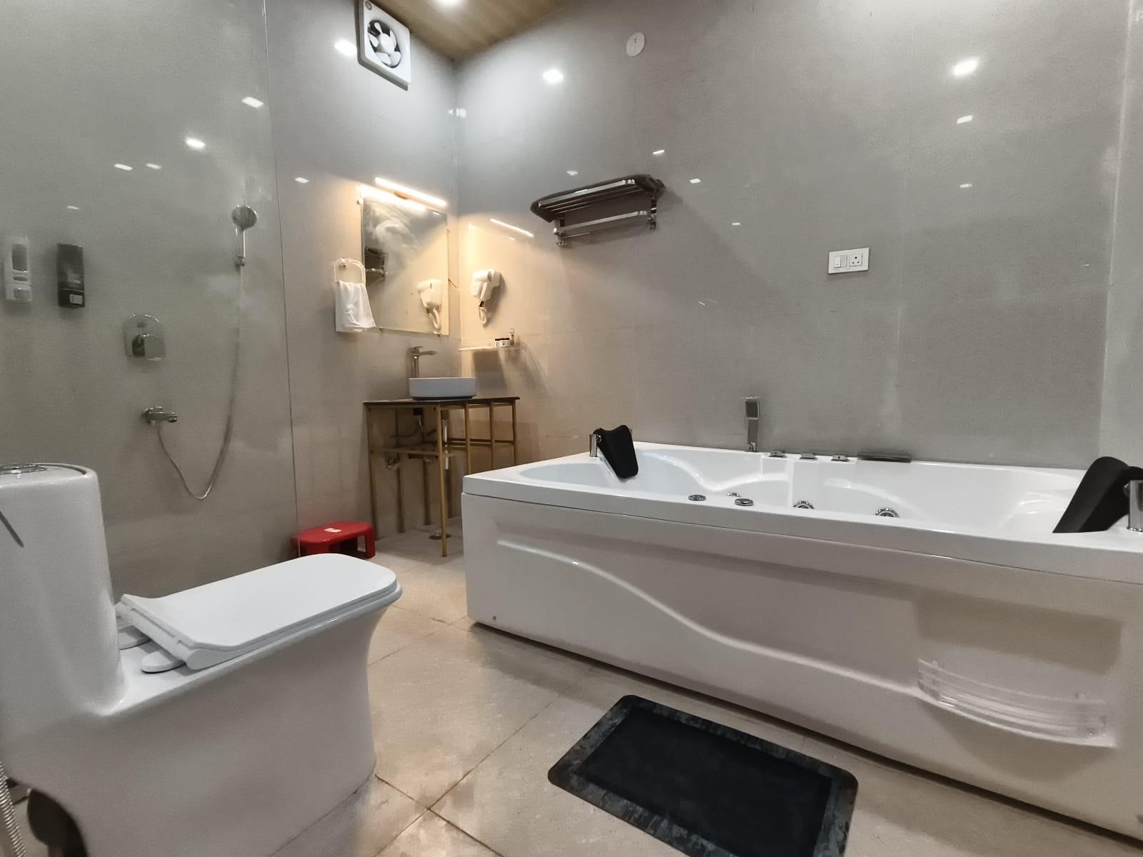 Hi Hotels By Madras – photo 4