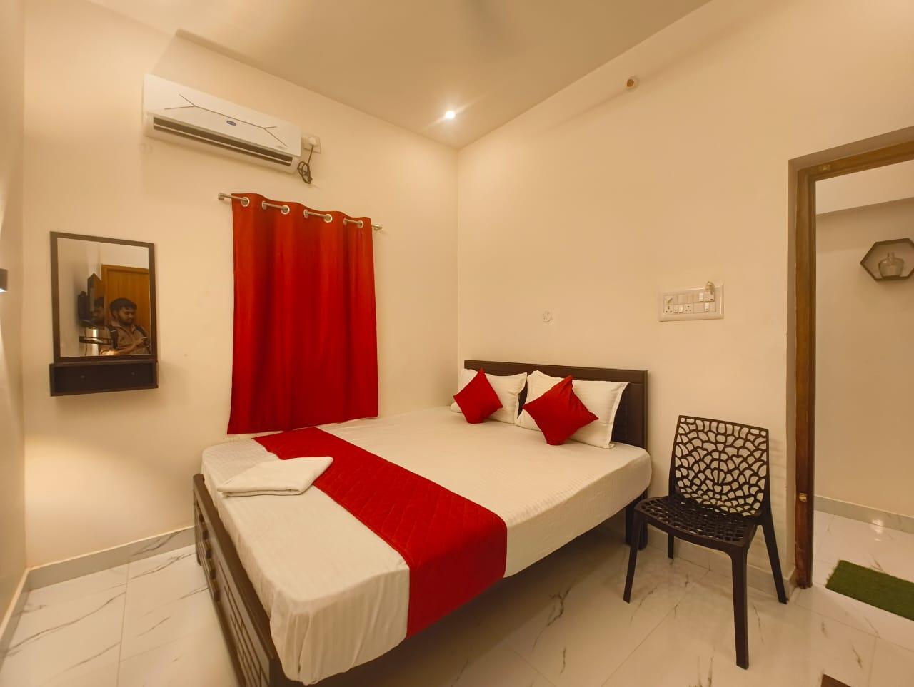 The temple view homestay