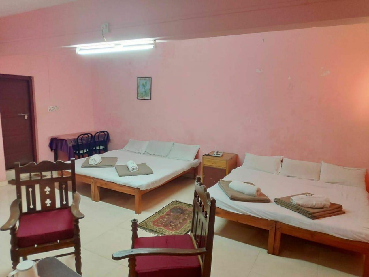 Munnar Dormitory (downtown hotel) – photo 3