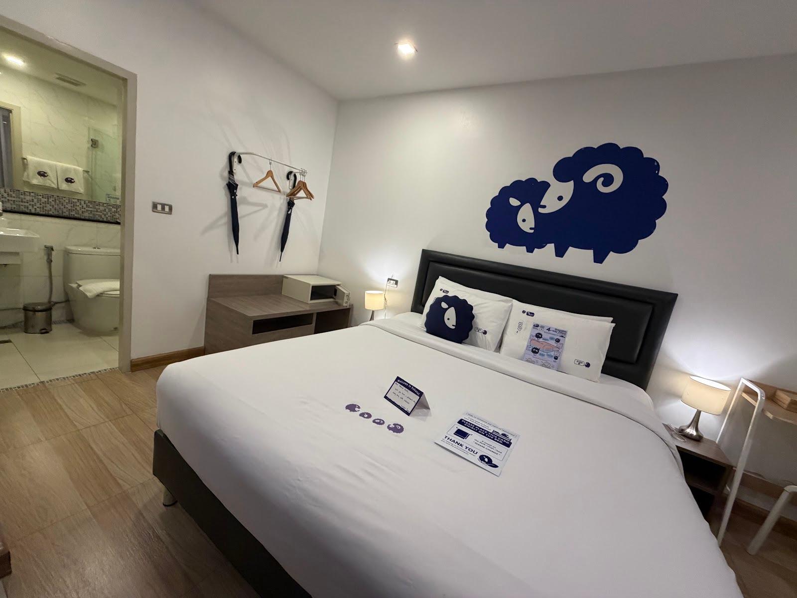 Kokotel Bangkok Sukhumvit 50 – photo 3