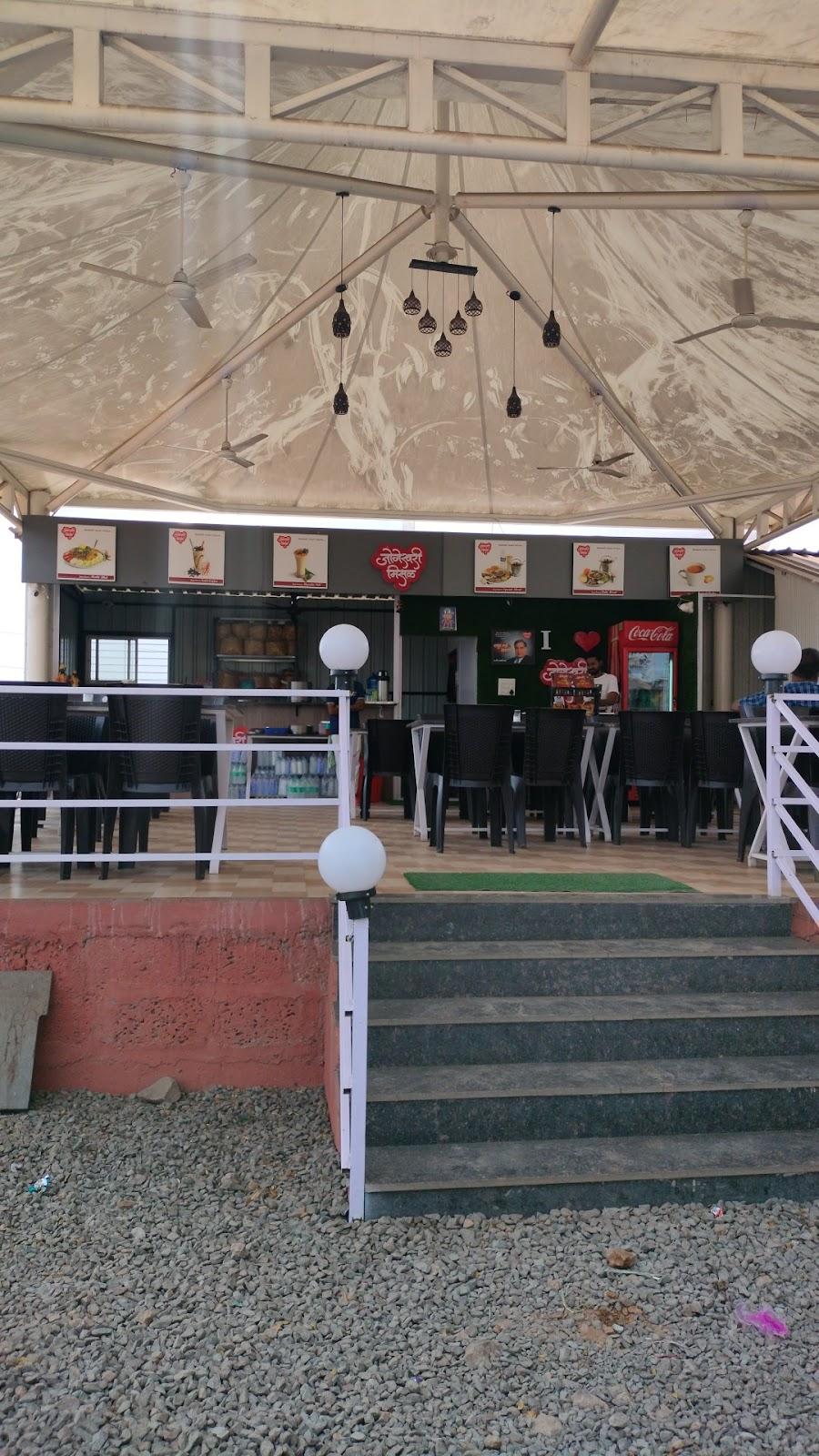 Jogeshwari Misal and Bhel – photo 2