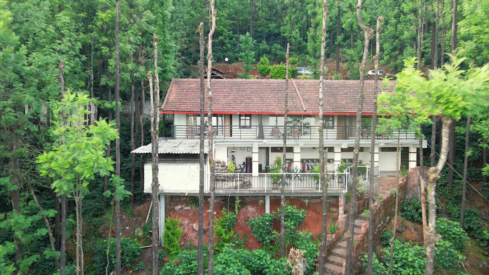 Giri Elite HomeStay – photo 2