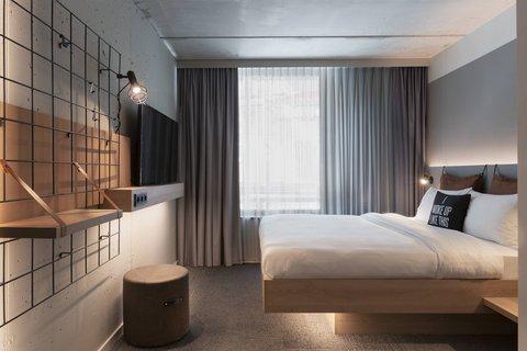 Moxy Frankfurt City Center – photo 3