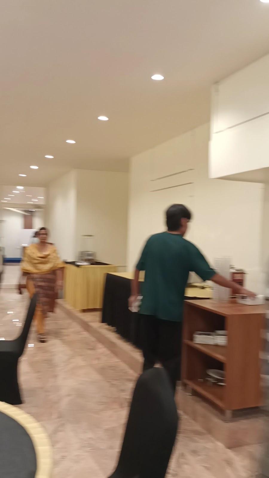 Royal Plaza Glitz Inn – photo 2