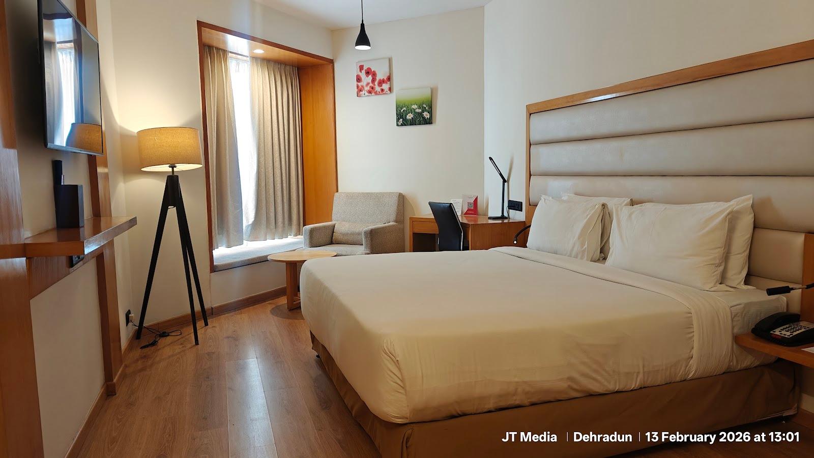 Ramada by Wyndham – photo 4