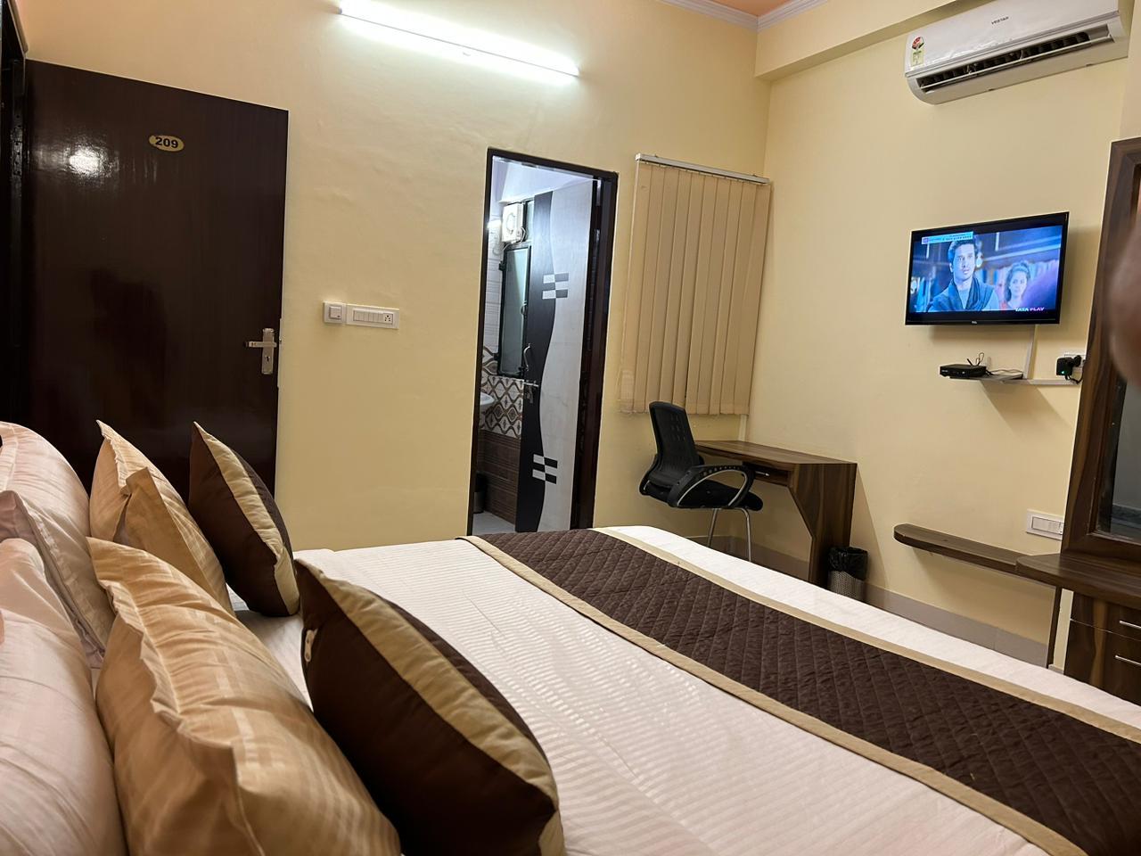 Hotel Mahima Palace (Best Budget Hotel in Jaipur) – photo 4