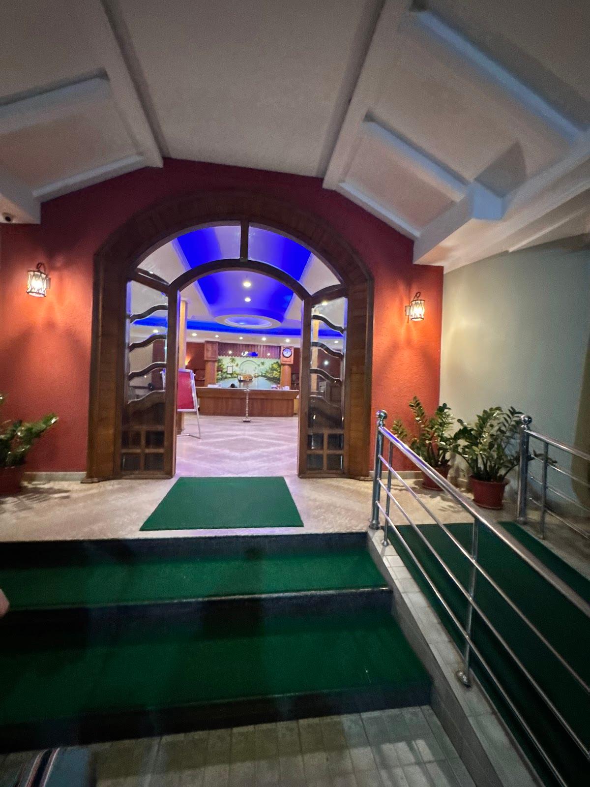 KBC GREEN PARK HOTEL – photo 4