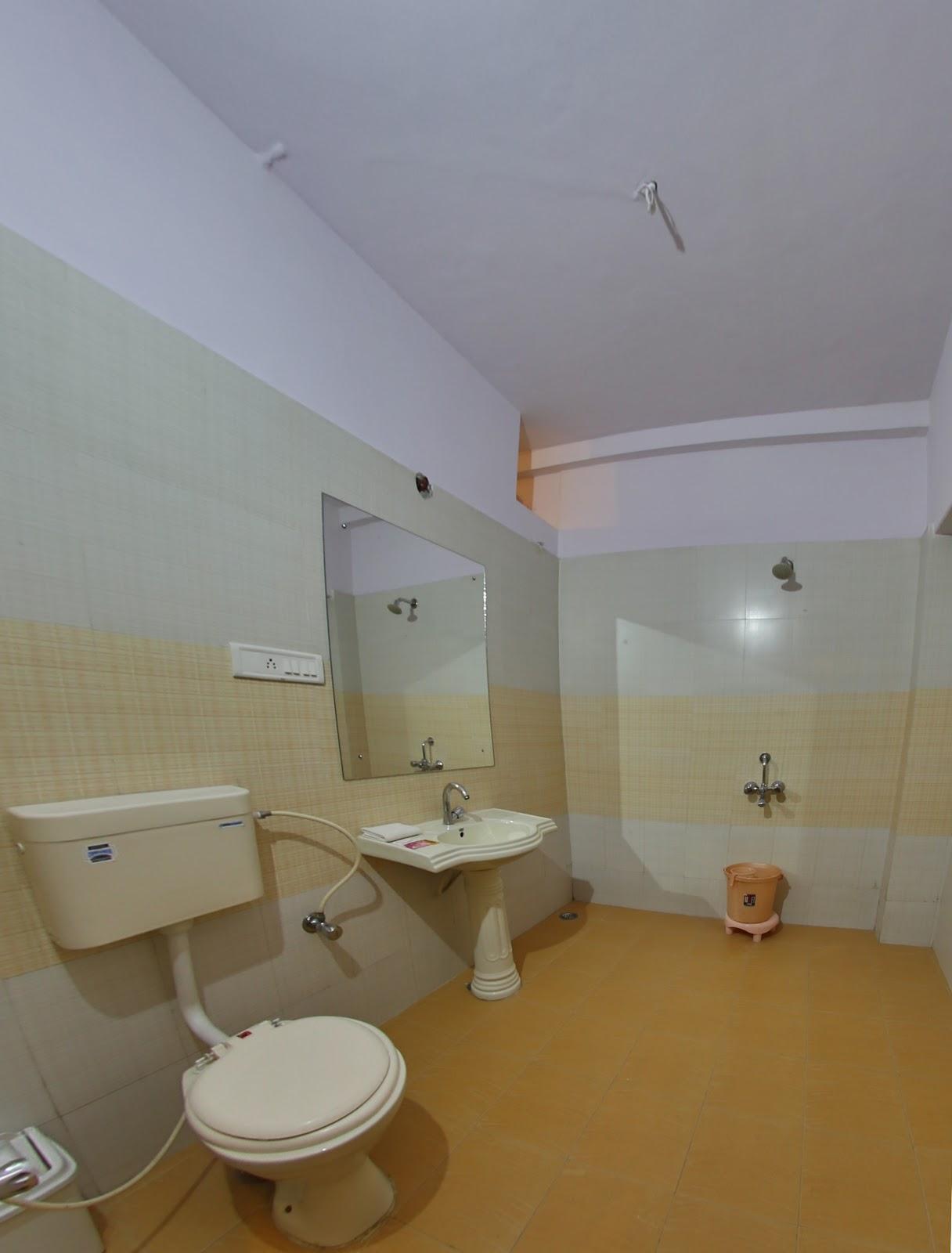 Hotel Vrinda Palace – photo 3