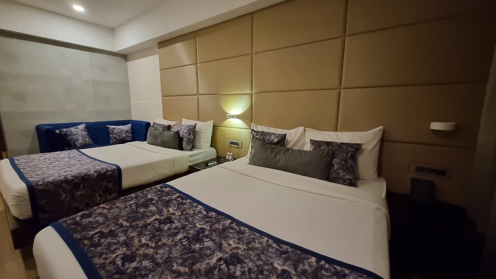 Voyage Milestone Hotel & Banquet – photo 3