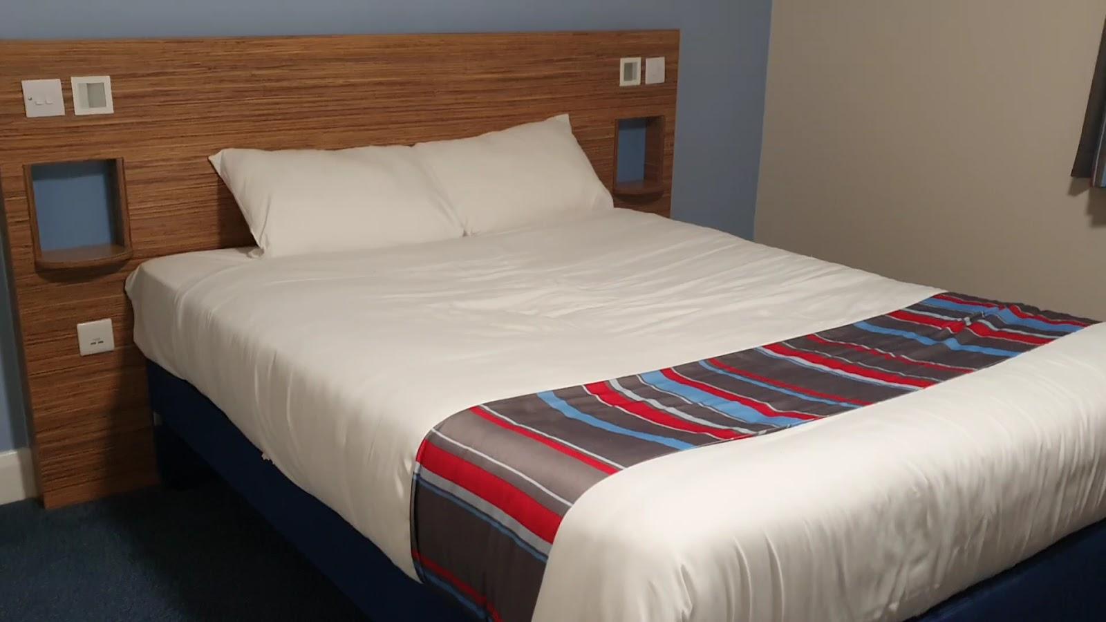 Travelodge London Wembley – photo 2