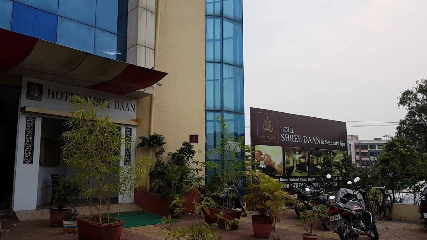 Hotel Shree Daan Vapi