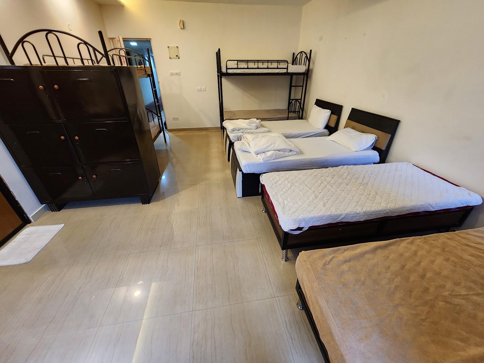 All Seasons Guest House | Rooms & Dorms – photo 3