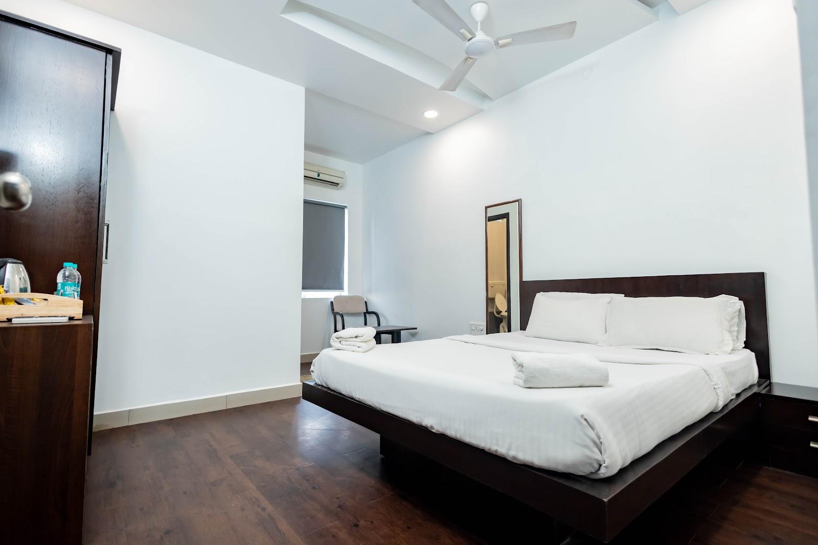 Hotel Scarlet – photo 2
