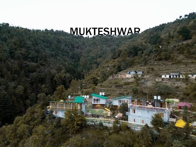 The Rare One's - Cafe, Resort and Hostel