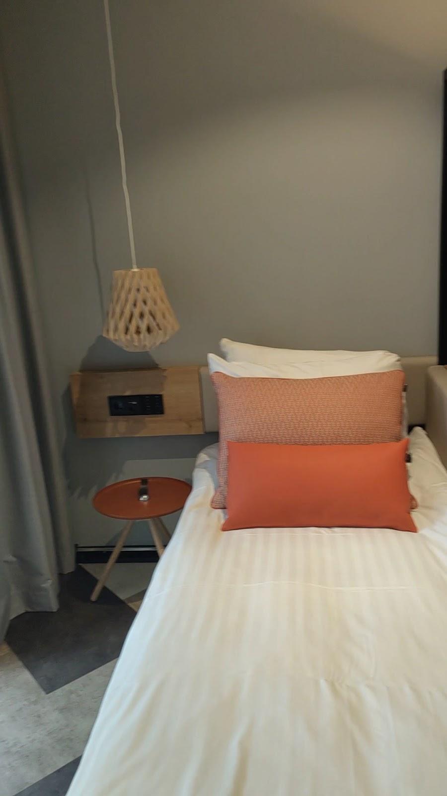 Stay KooooK Geneva City – photo 4