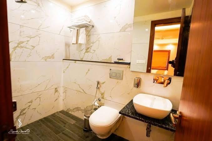 HOTEL The Olivia – photo 4