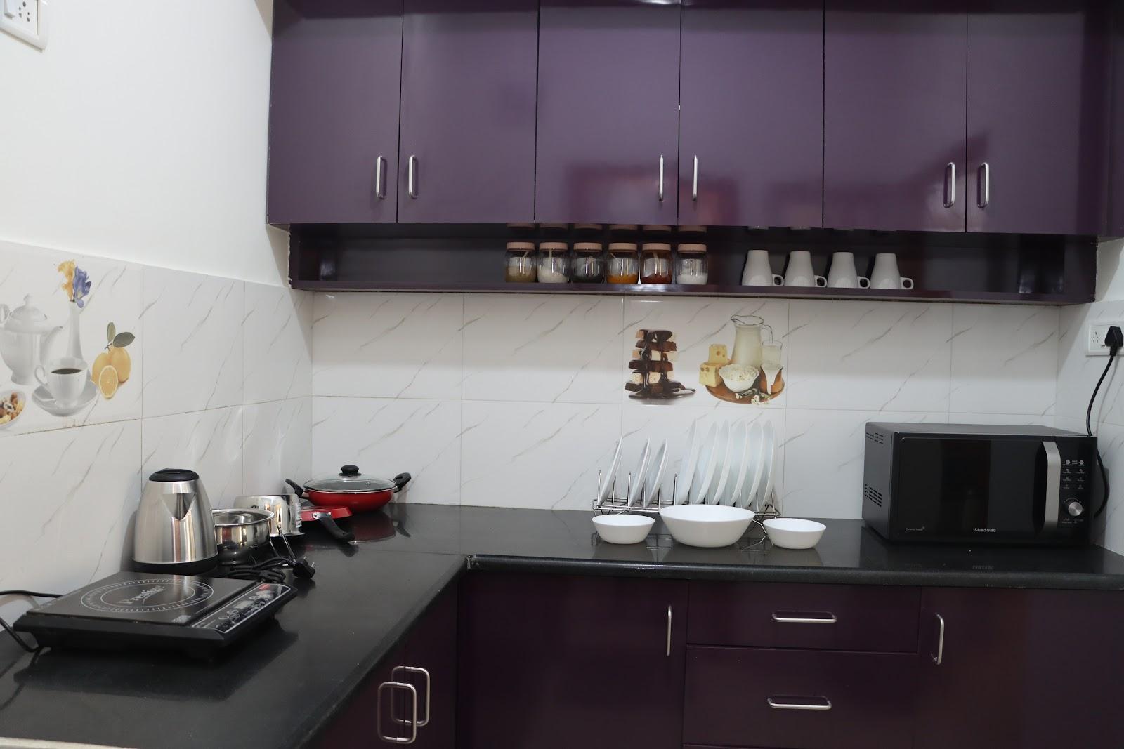 StayMazing Ferndale | 1 & 2 BHK Boutique AC Serviced Apartments – photo 4