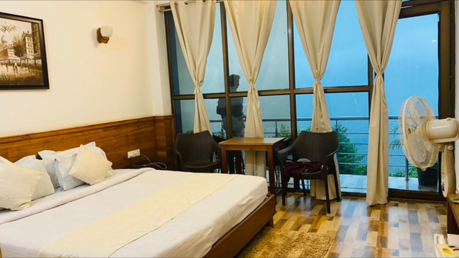 Royal View Resort – photo 3