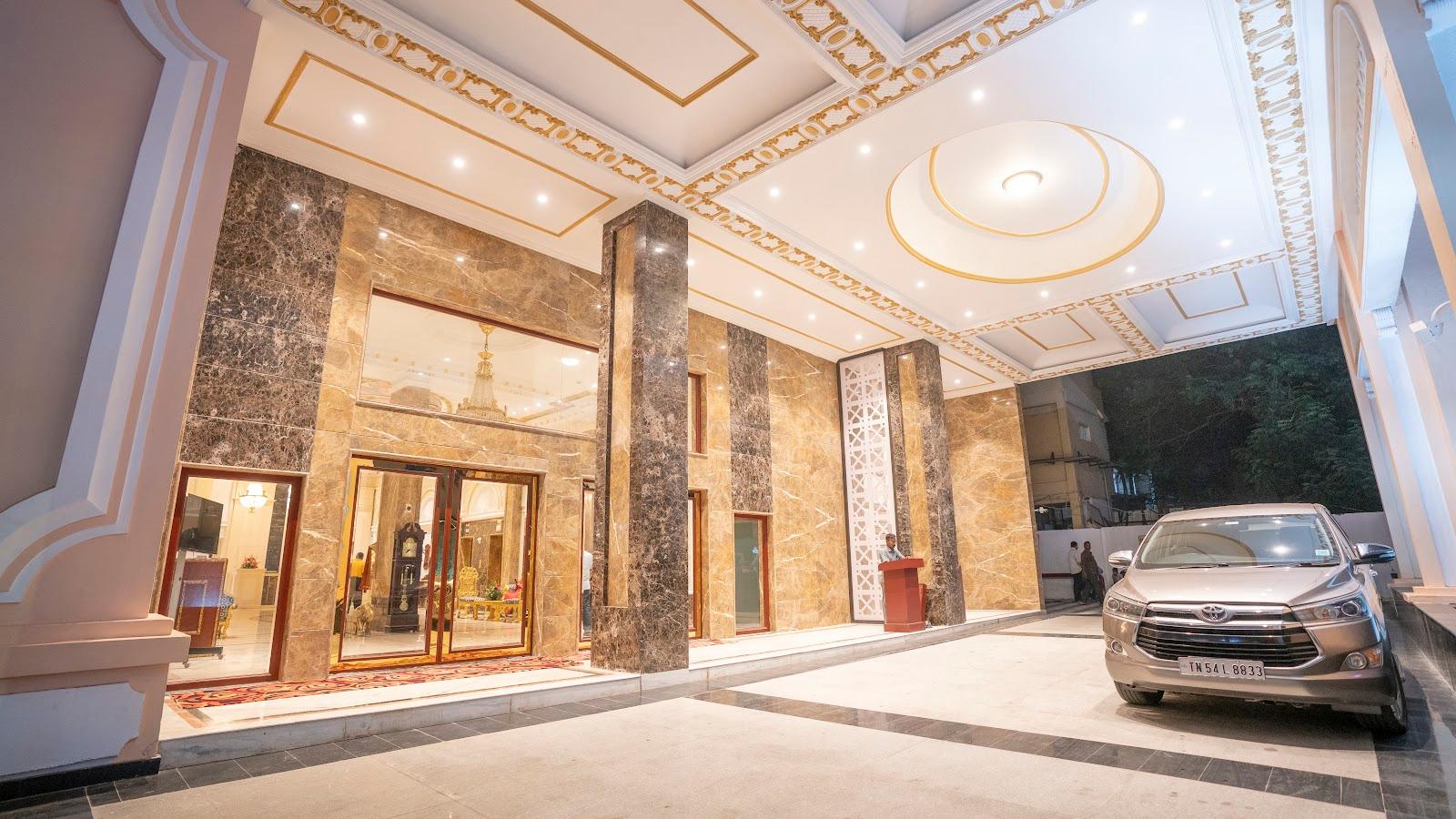 Hotel Ambica Empire – photo 4