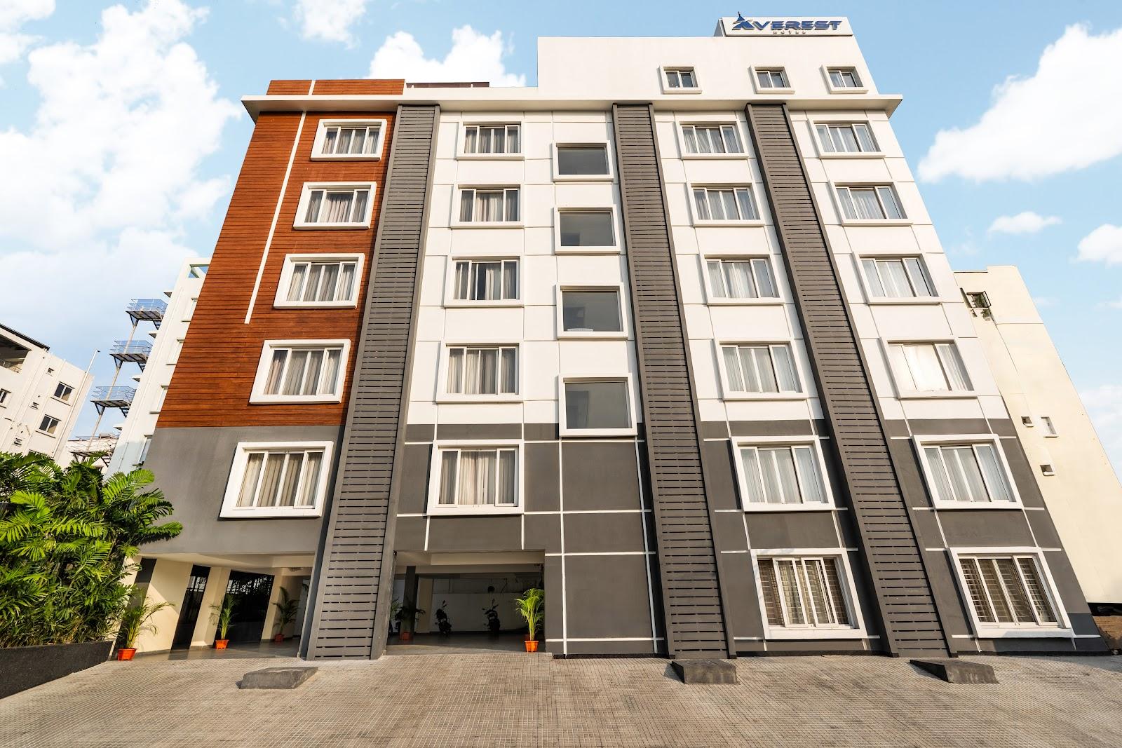 Destino by Monday Hotels Gachibowli – photo 1