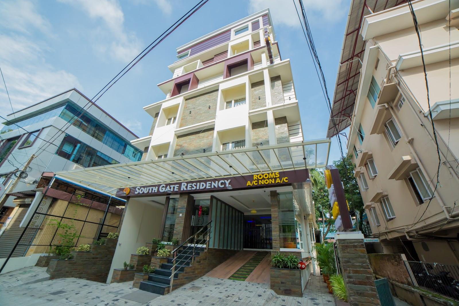 Hotel South Gate Residency