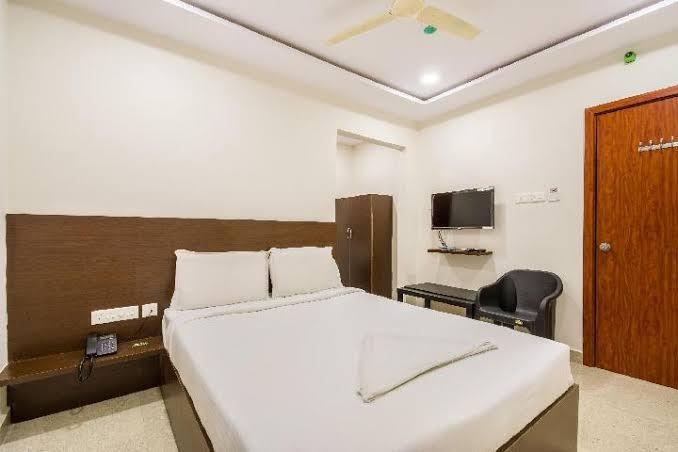 At Home Hotel Darbar – photo 2