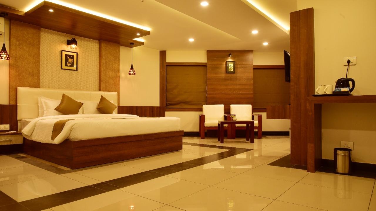WHITE SUITE HOTEL – photo 3