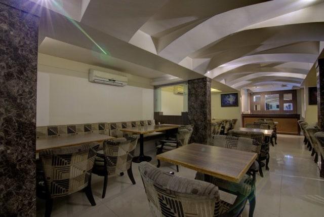 ROYAL BANQUET HALL – photo 3