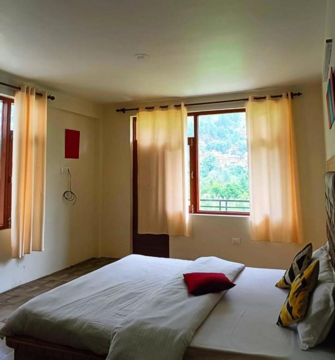 Farm Hostel & Camps Manali | Dormitory | Private Rooms (cafe Meraki) – photo 2