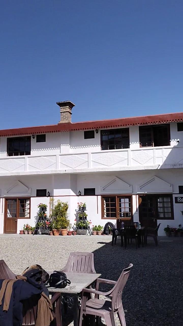 Hotel Himalayan Club – photo 2