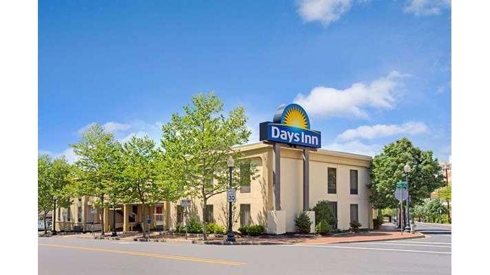 Days Inn by Wyndham Silver Spring – photo 1