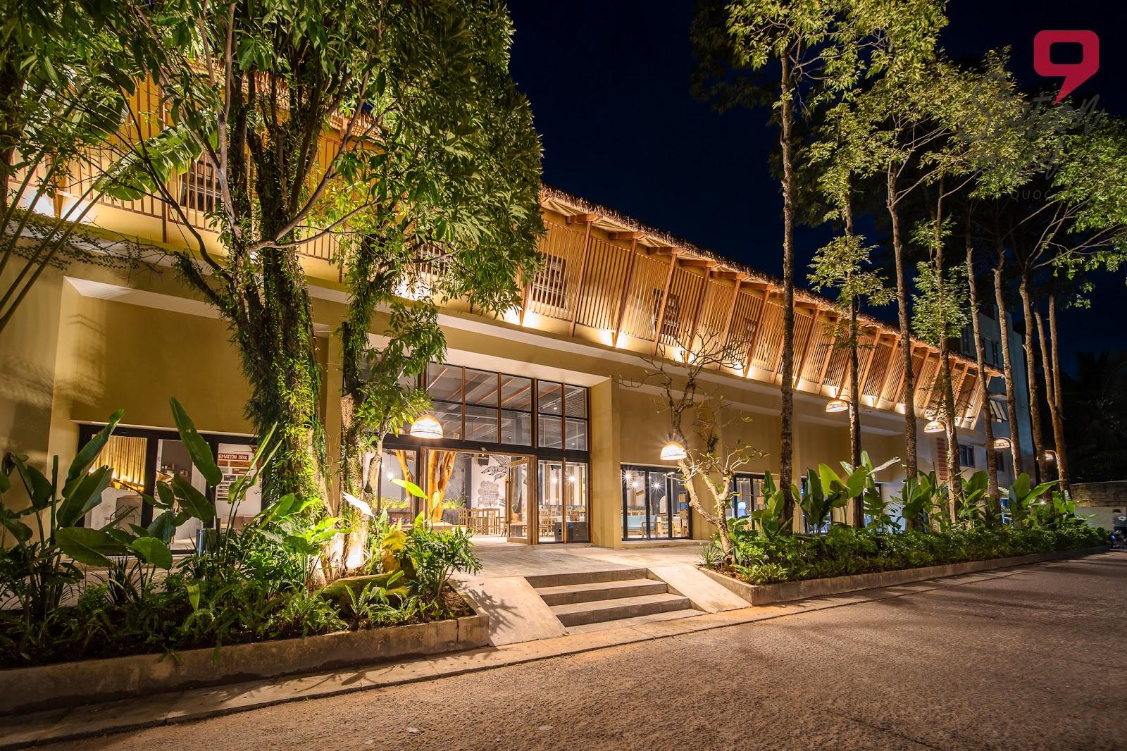 9 Station Hostel
