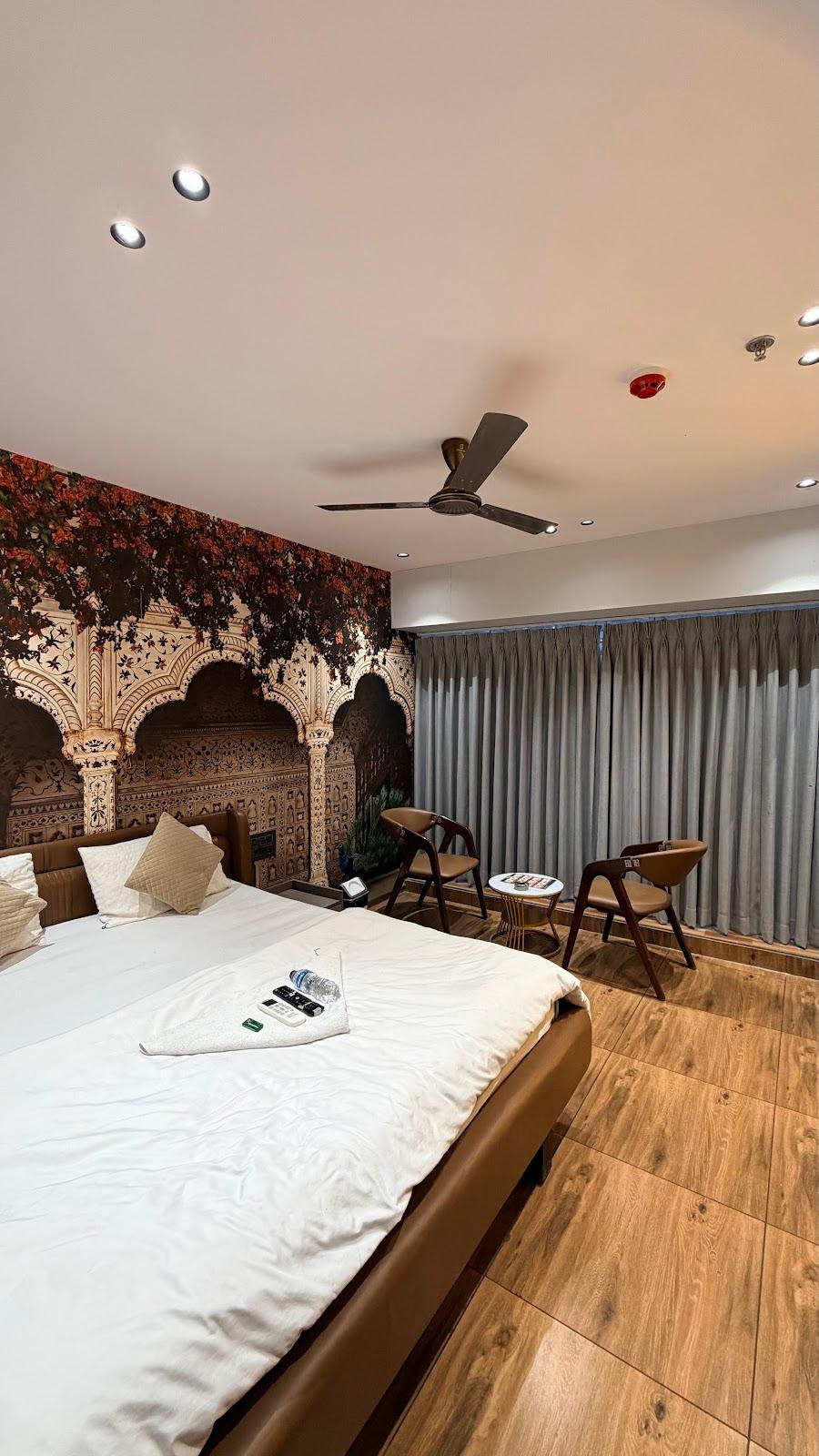 V Love hotel – photo 2