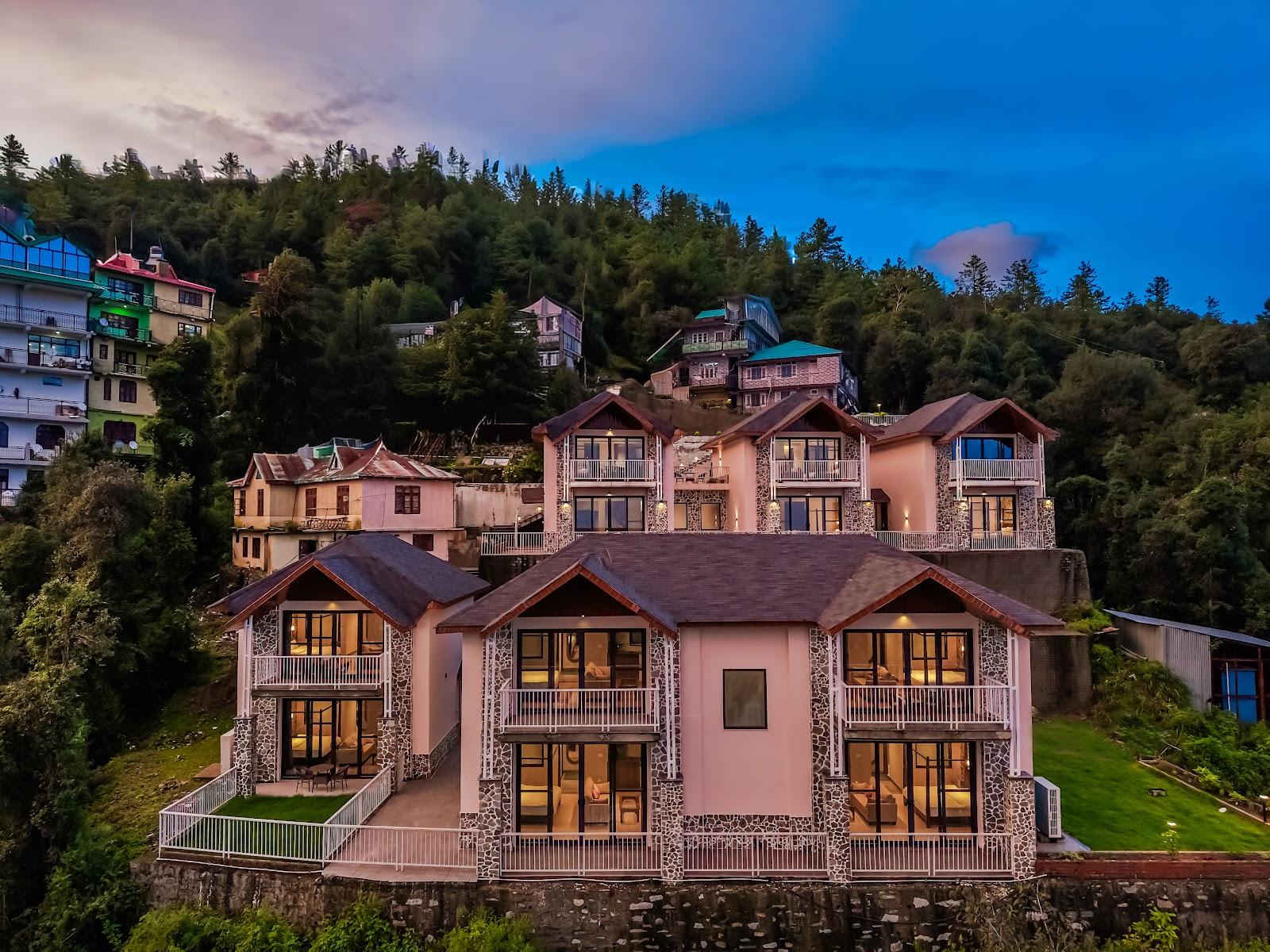 Hotel Himalayan Escape & COTTAGES Kufri