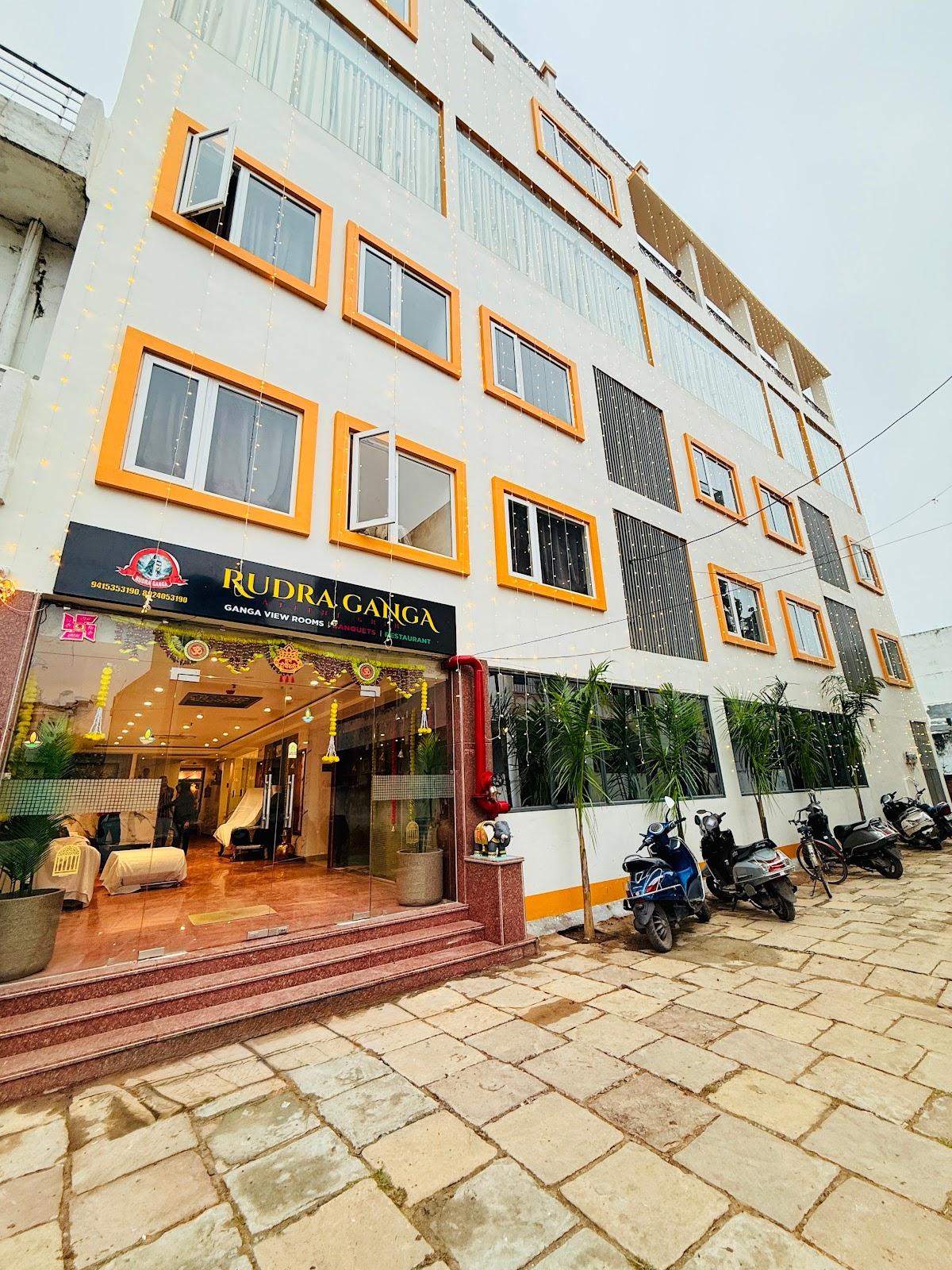 Rudra Ganga Hotel | Ganga view rooms near Ganga Ghat – photo 1