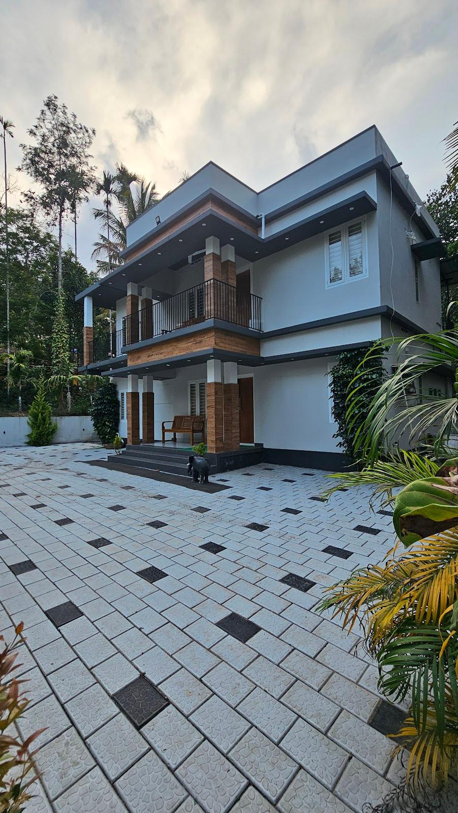 VAYN Rooms Bathery Wayanad