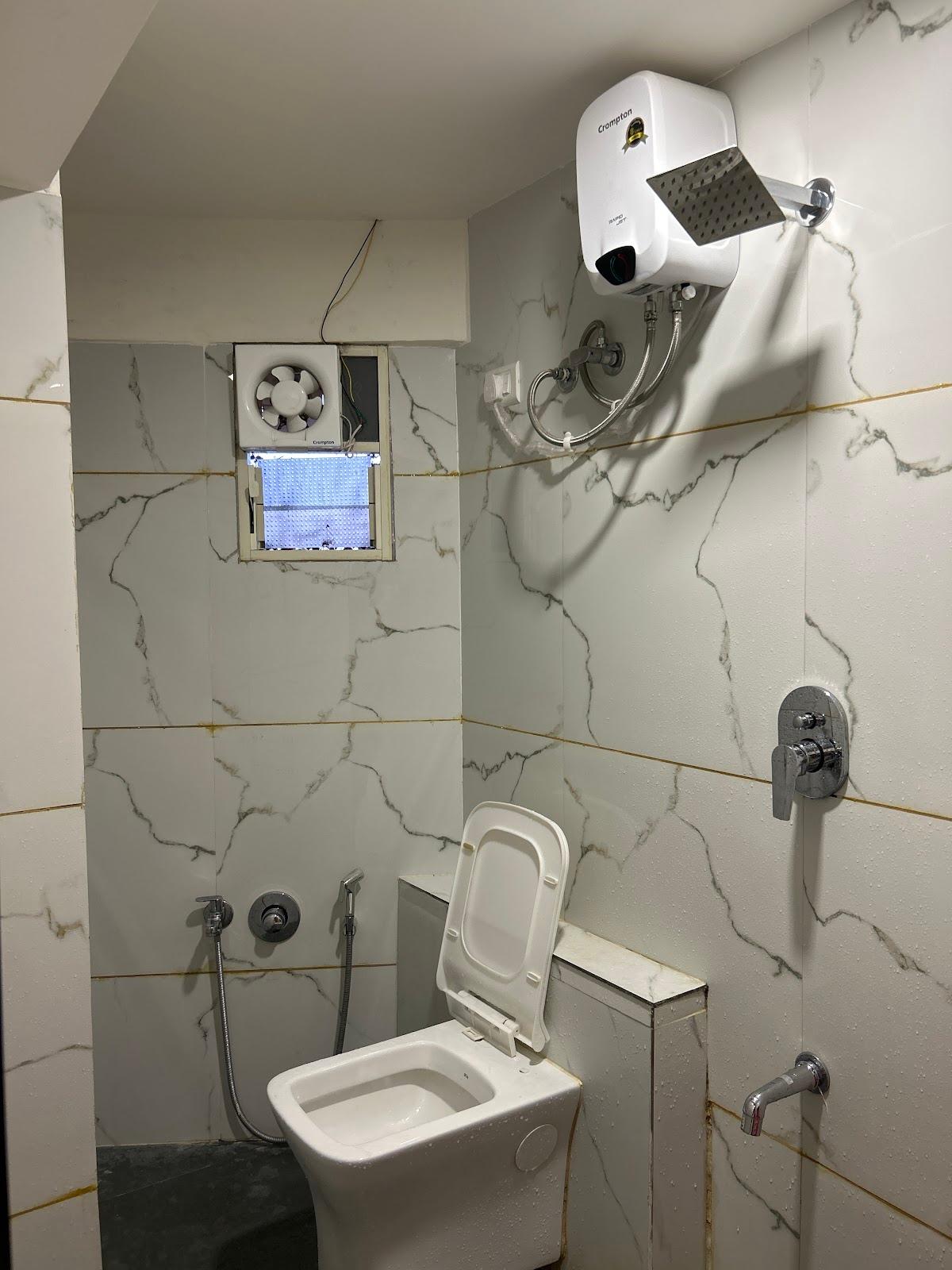 Hotel Noble Inn – photo 4
