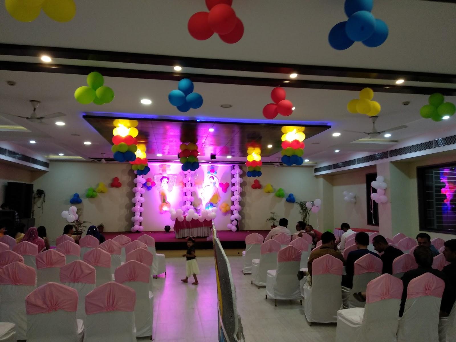 FabHotel Bee Town - Hotel in AB Road, Indore – photo 2