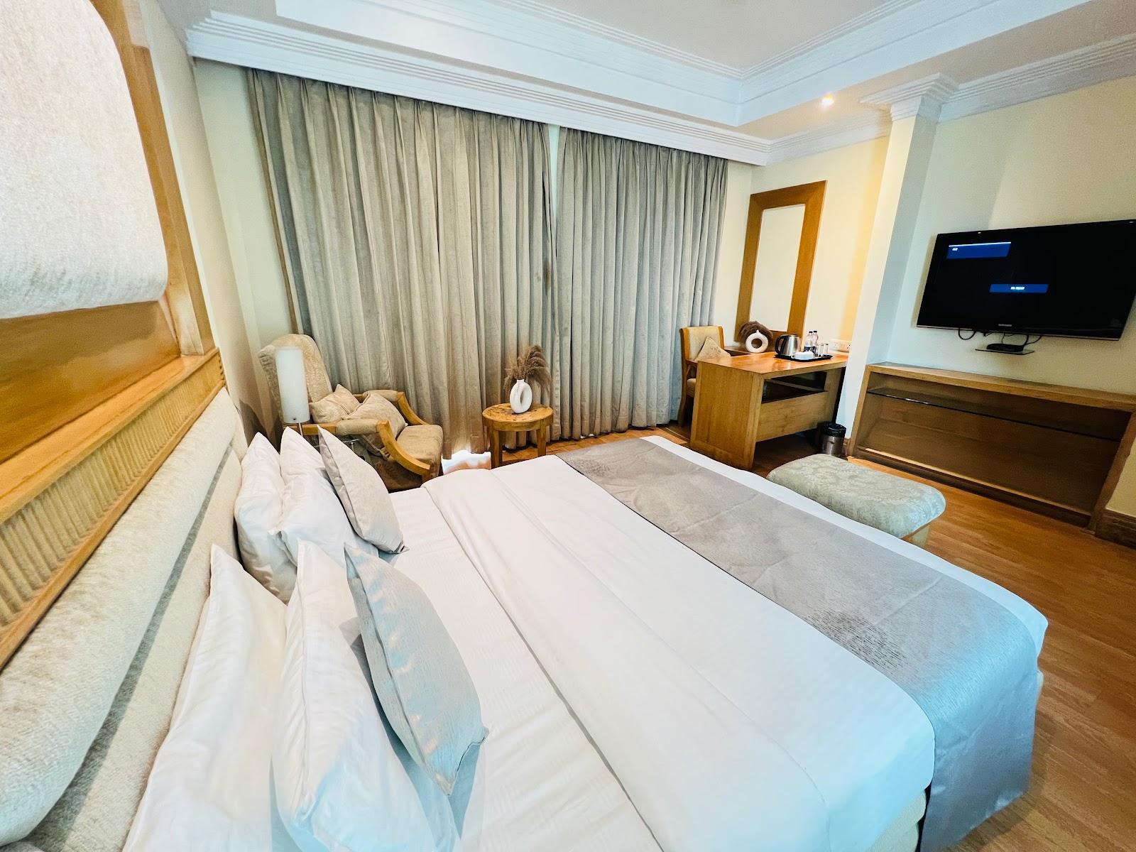 Hotel The Luxotic Suites, Gurgaon – photo 3