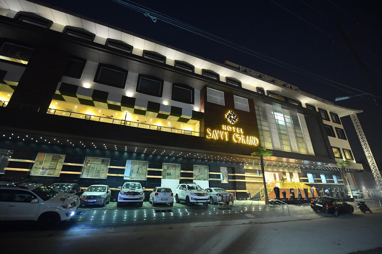Hotel Savvy Grand – photo 1