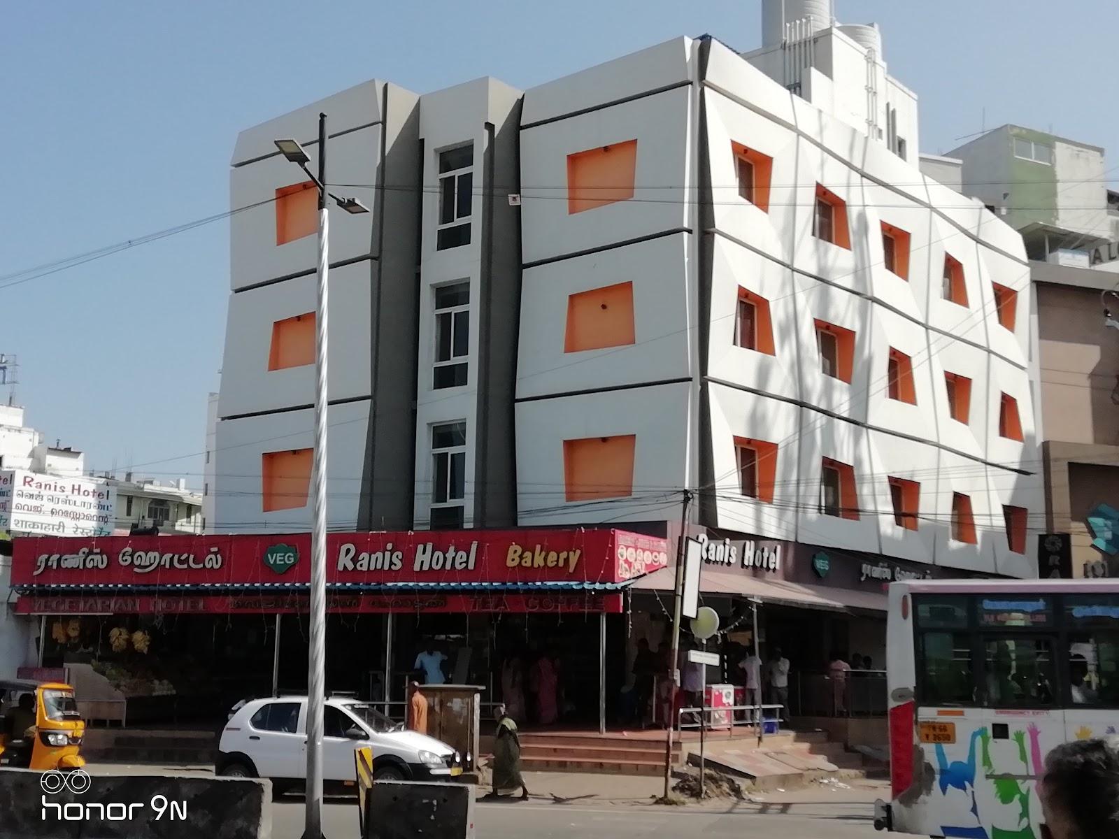 Ranis Grand Hotel – photo 1