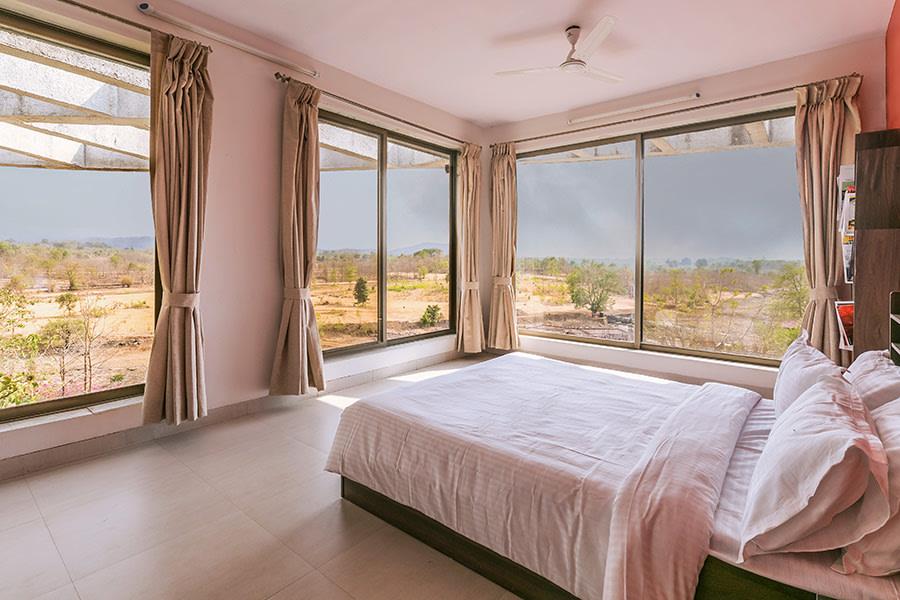 StayVista at Elevar Villa in Karjat | 5 BHK Luxury Villa – photo 4