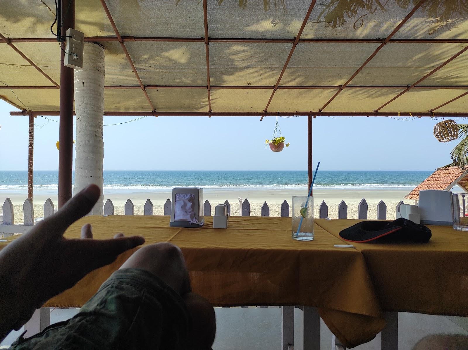 Anthy's Guest House & Restaurant – photo 1